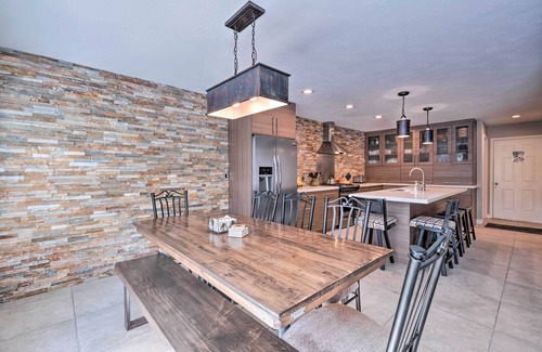 Cottonwood Heights House | ‘Wasatch R & R’ Townhome w/Grill ~ 11 Mi to Alta!