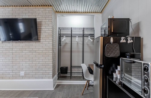 Munfordville Apartment | Washington St/Studio apartment centrally located