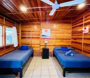 Brisas de Zicatela Hotel | Wasi la Punta 5 Starlink 2min walk to the beach