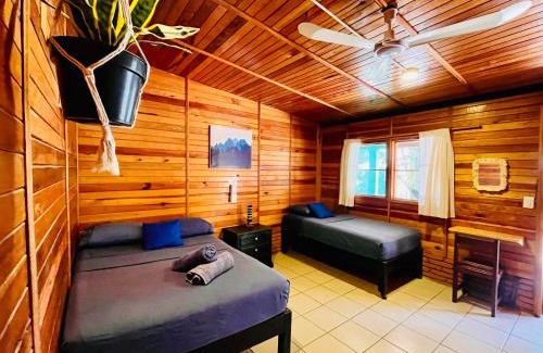 Brisas de Zicatela Hotel | Wasi la Punta 5 Starlink 2min walk to the beach