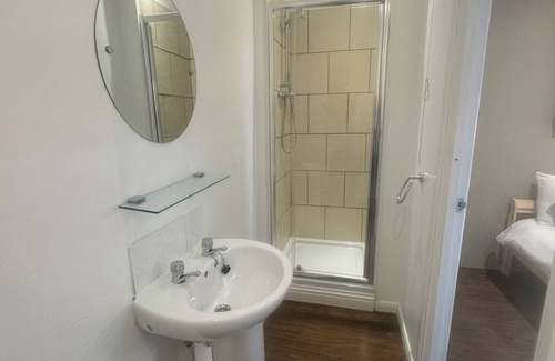 Wallsend Hotel | Wasters Arts Bar Hotel