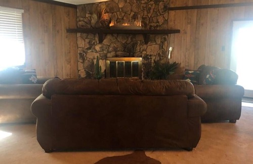 Ruidoso Downs House | Watch the horse racing from your balcony!