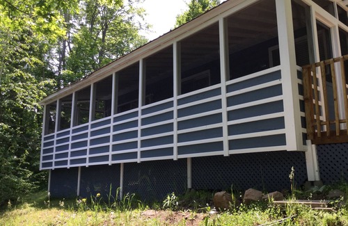 Frontenac Cottage | Water access Island Cottage in sheltered cove