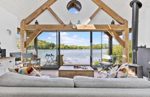 Dittisham House | Water Edge House & Boathouse - With Swimming Pool