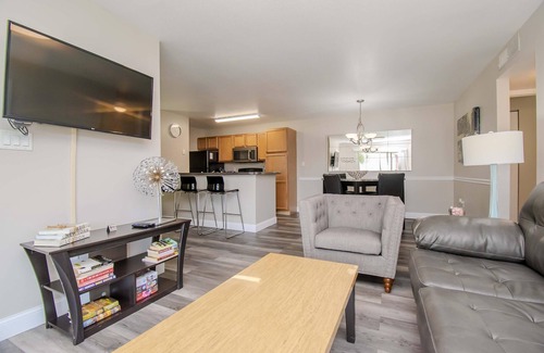 Brandon Condo | Water Front - 1 bedroom with den and 1 bathroom