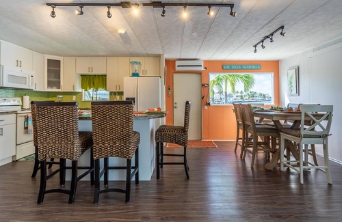 Key Largo Village House | Water Front Sunset View Home