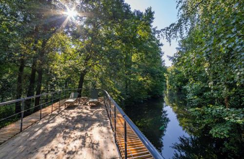 Miedzyrzecz Boat Rental | Water Hideout - Floating Luxury in Pure Wilderness