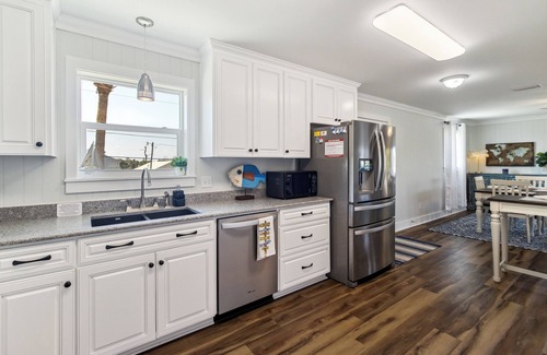 Port St. Joe House | "Water of Life" offers panoramic views, steps to the beach, screened-in porch, pet-friendly!