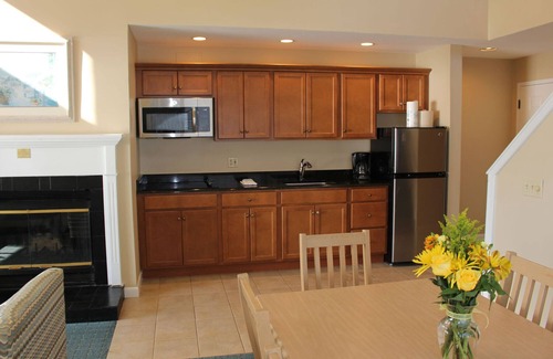Westbrook Center Resort | Water's Edge Resort and spa w indoor and outdoor pool and beach. Condo Sleeps 6