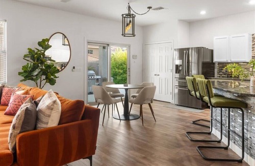 Alta Vista Estates House | Water Slide & Pool Basketball Court Sleeps 16