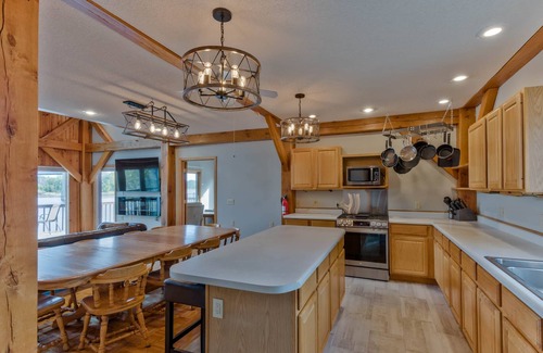 Marquette Cabin | Water Street Lodge! Waterfront 4 Bedroom, 4 Bath, Sleeps 12!