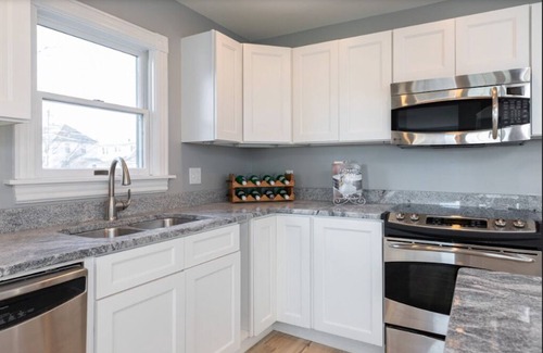 East Deering House | Water View Beach Home