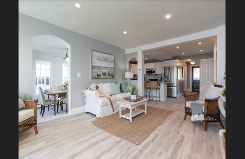 East Deering House | Water View Beach Home