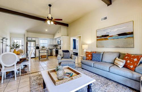 Kingsland House | Water View Retreat