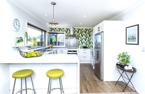 Nelson House | Water Views - Lovingly renovated with all the modern home comfort & convenience