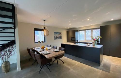 Balk House | Water Villa in Balk by Slotermeer Lake, cleaning included
