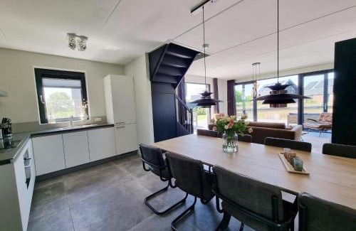 Balk House | Water Villa in Balk by Slotermeer Lake