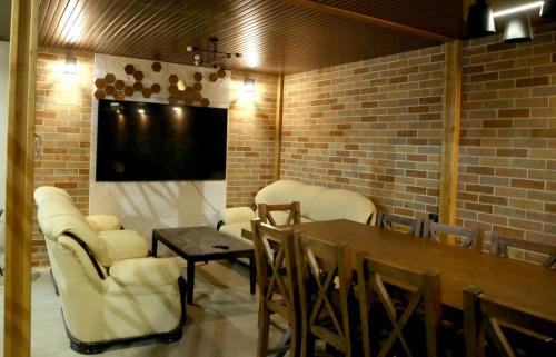 Byureghavan Villa | Waterfall pool villa