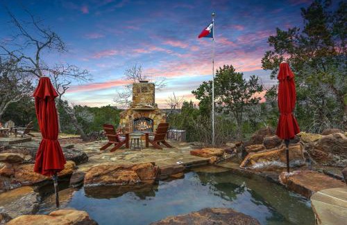Wimberley House | Waterfall Vista