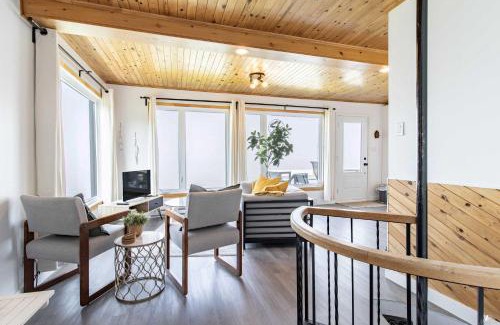 Lotbiniere Regional County Municipality Ski Chalet | Waterfront - Incredible- Le Deriveur