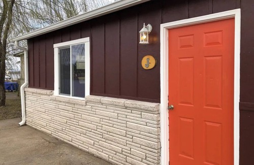 Grove Cabin | Waterfront 1 Bedroom/Cabin I/New Remodeled