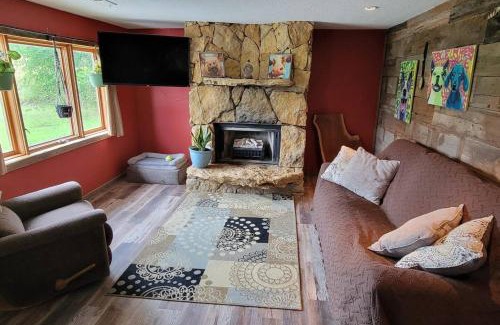 St. Joseph House | Waterfront 2 Bdrm Cabin with Best Sunset View and Huge Yard