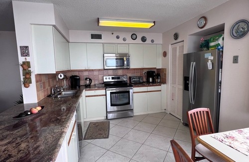 Isla del Sol Condo | Waterfront 2-Bed/2-Bath Condo in St Pete Beach, FL - Close to Beaches
