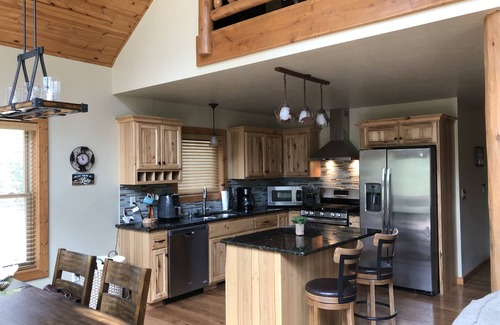 New Lisbon House | Waterfront, 3 acres, forest, 30mins toDells, firepit, basketball, private trails