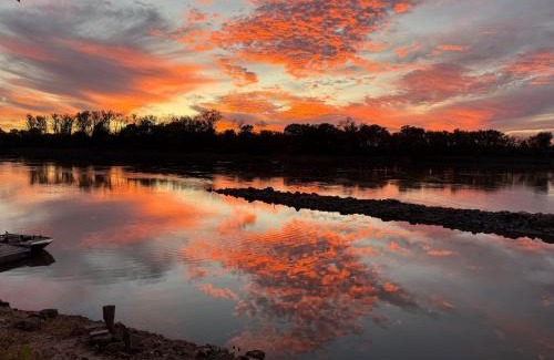 St. Joseph House | Waterfront 3bd House with Sunset View and Fenced Yard