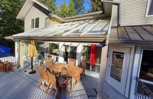 Garden Bay House | Waterfront 5 bedroom unit in house on Hotel Lake, Garden Bay B.C.