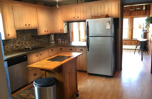 Lakeview House | Waterfront 5 Bedroom Lakehouse with Private Dock on Indian Lake