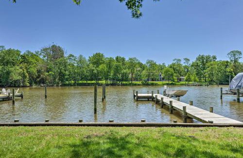Annapolis House | Waterfront Annapolis Home Fire Pit and Fishing Pier