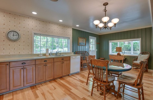 Annapolis House | Waterfront Annapolis Home: Fire Pit & Fishing Pier