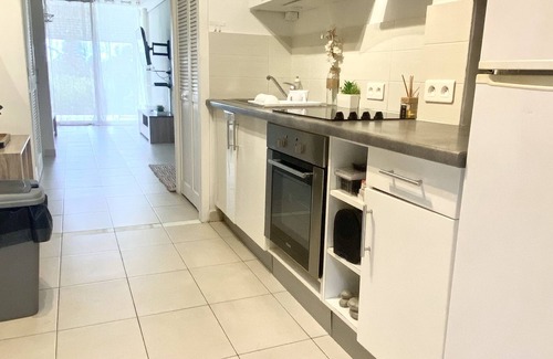 Cul de Sac Apartment | Waterfront apartment, Mont-Vernon 1