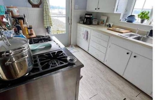 Northport House | Waterfront Beautiful Fun Beach House Sunsets Inspiring Peaceful 1hr NYC Wow