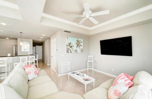Englewood House | Waterfront Boater's Paradise