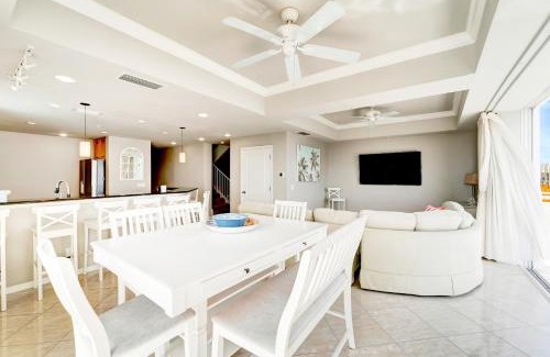 Englewood House | Waterfront Boater's Paradise