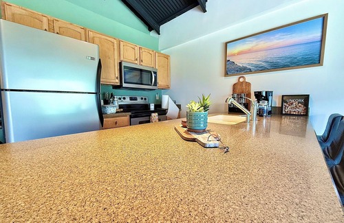 Sandusky House | Waterfront Boathouse Getaway 5 Min. Cedar Point!