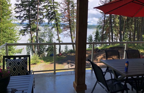 Bridge Lake Cabin | Waterfront