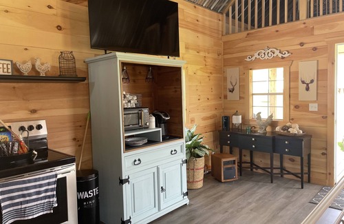 Mount Liberty Cabin | Waterfront Cabin Deep in Nature