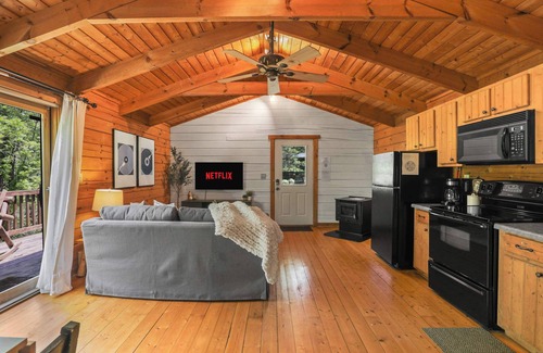 De Soto Cabin | Waterfront Cabin - Sauna - Fire Pit - Bluff Views