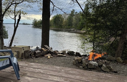 Brier Hill House | Waterfront Camp Black Lake