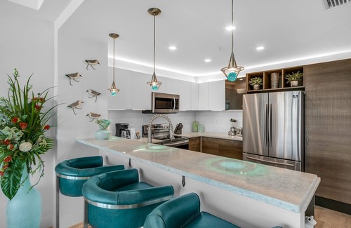 Merritt Island Condo | Waterfront Captains Stateroom