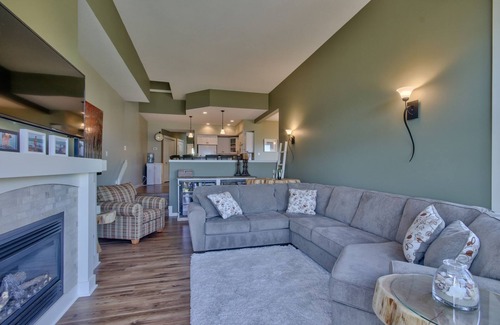 Scotch Creek Condo | Waterfront Condo on Shuswap Lake