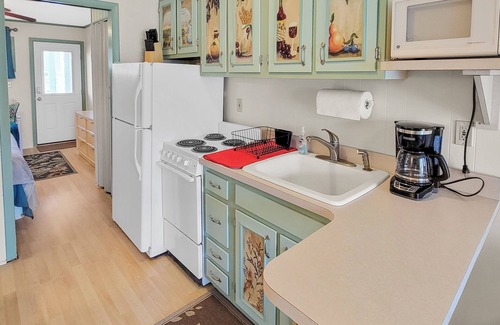 Ocean City Condo | Waterfront Condo on 28th St.! Bayshore #2
