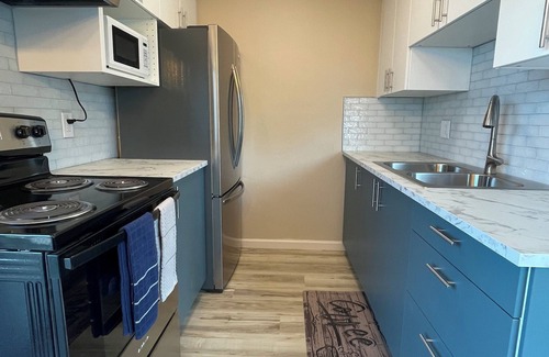 Port Huron Condo | Waterfront condo on the Riverwalk in Port Huron. Newly & Beautifully Renovated