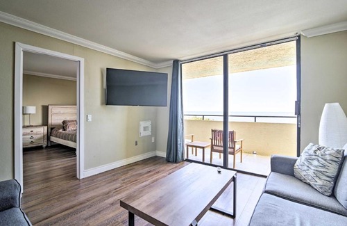 Hudson Apartment | Waterfront Condo Resort Pool, Tennis and Beach