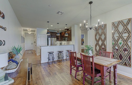 Horseshoe Bay Condo | Waterfront Condo on Lake LBJ with Pool & Views!