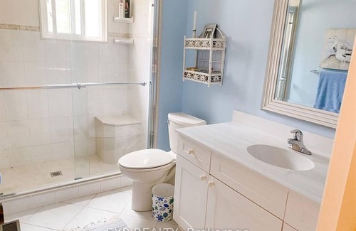 Kawartha Lakes Cottage | Waterfront Cottage on Balsam Lake