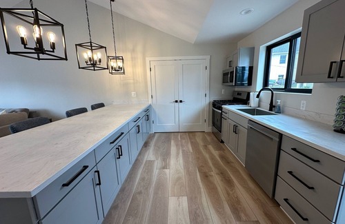 Lake Orion Cottage | Waterfront Cottage in Lake Orion